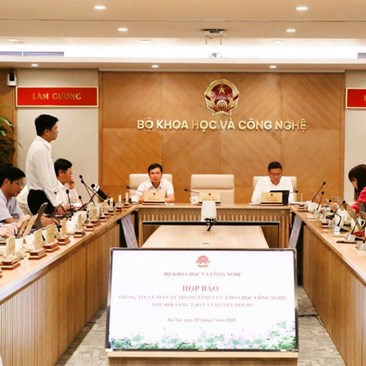 Thông qua 5 đạo luật nền tảng tạo hành lang pháp lý cho phát triển khoa học, công nghệ và chuyển đổi số