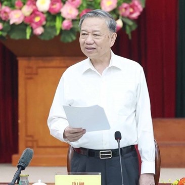 Triển khai chính sách thu hút nhân lực chất lượng cao cho phát triển khoa học, công nghệ và chuyển đổi số